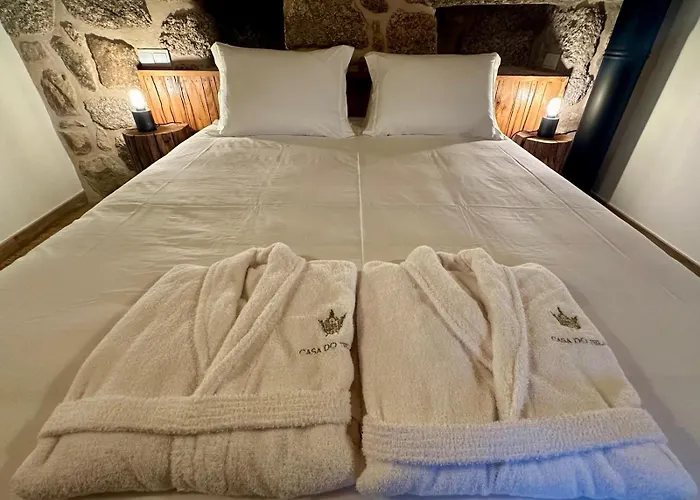 Casas Da Casa Do Telhô Lodge Castelbuono